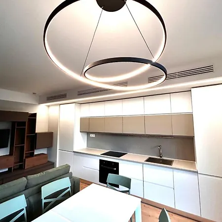 Casa Paolina - Relax A 5 Min Da - 6 Posti - Box & Wallbox Villa Guardia
